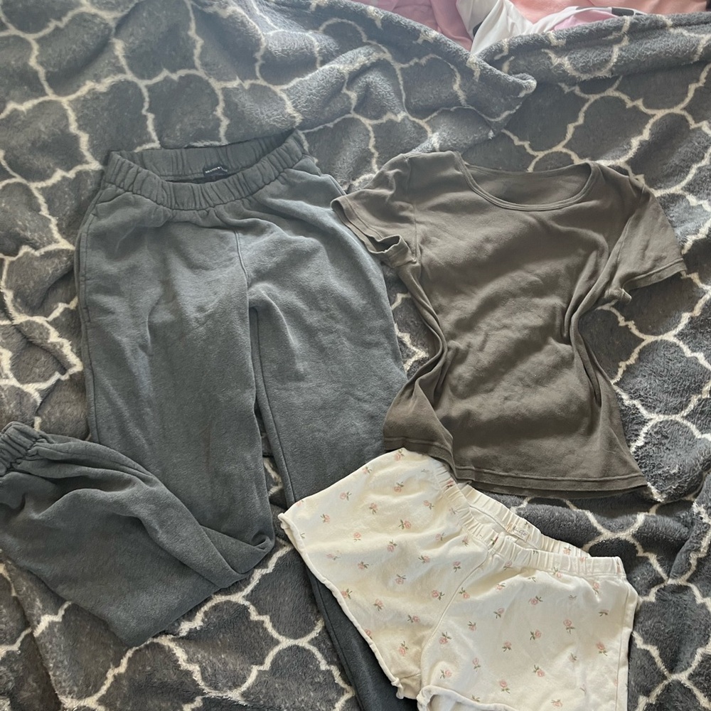 Casual Loungewear Set in Gray and Brown